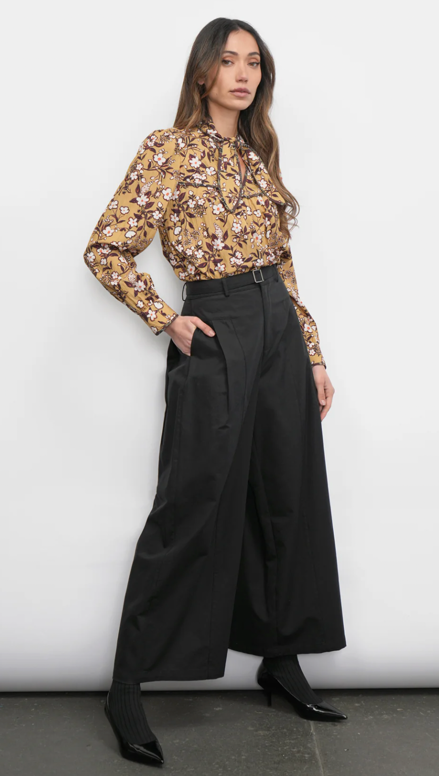 Rowan Tie Neck Blouse- Honey