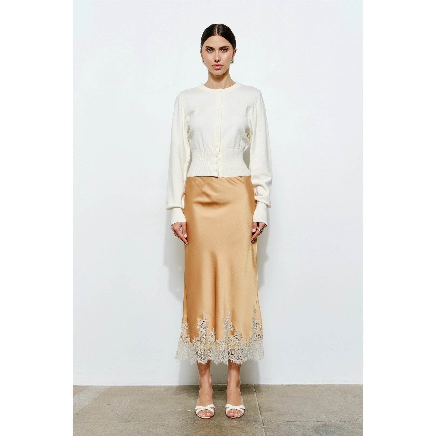 Cassandra Snap Button Cardigan Ivory