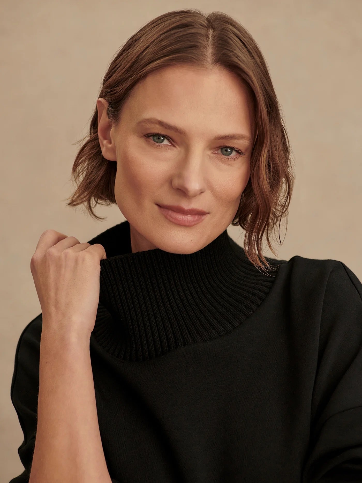 Barker High Neck Sweat-Black