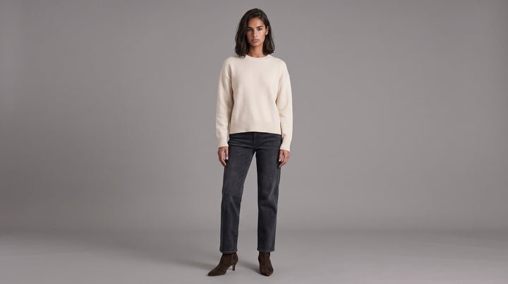Rebel Mid Rise Slim Straight - Motion