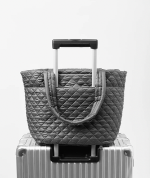 Medium Metro Tote Deluxe Sandshell