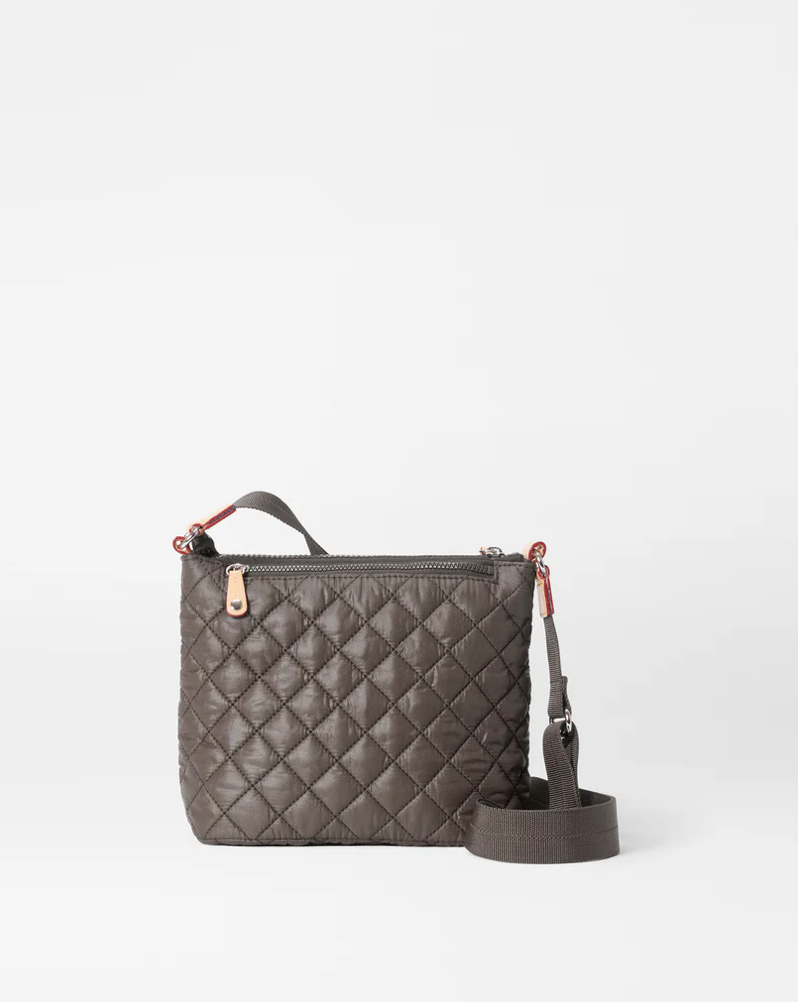 Metro Scout Crossbody Deluxe Magnet