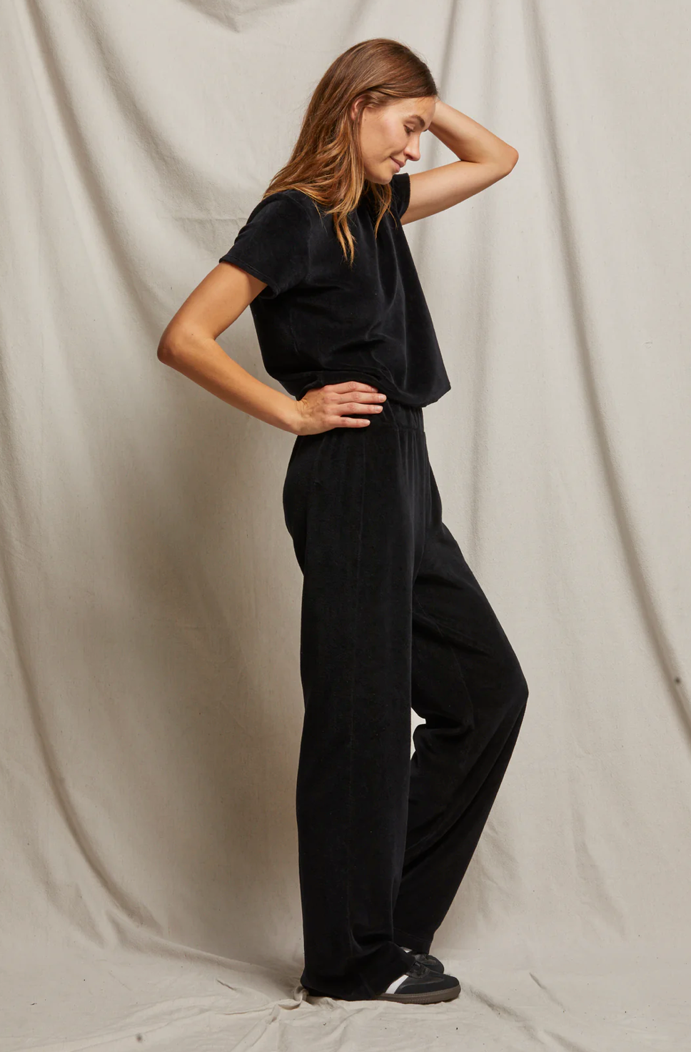 Holly Velour Wide Leg Sweatpant Black