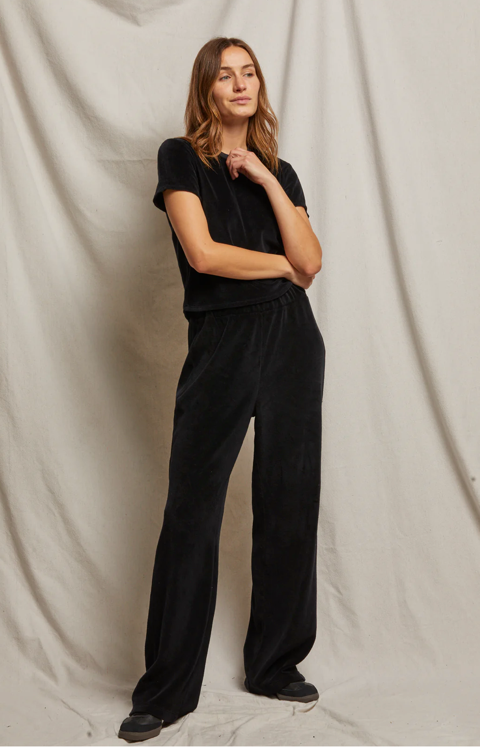 Holly Velour Wide Leg Sweatpant Black