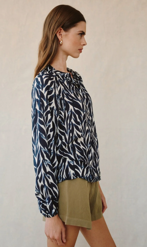 Shirred Raglan Shirt Navy Leaves