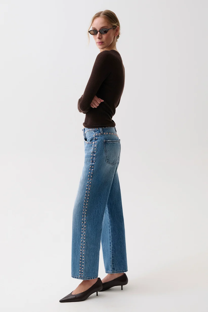 Lexi Mid Bowed Straight-Star Studded