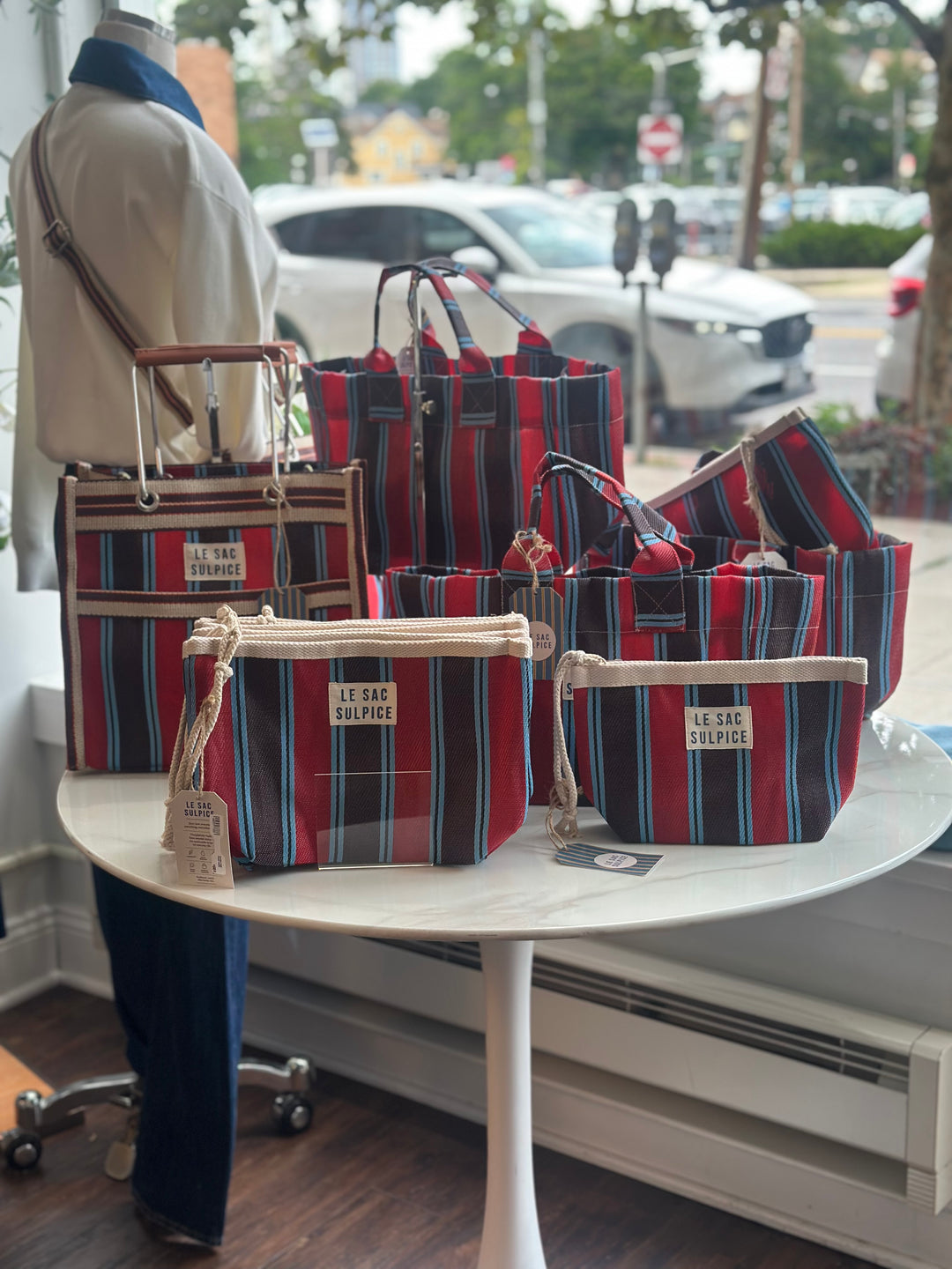 Arta Mini Tote Cassis