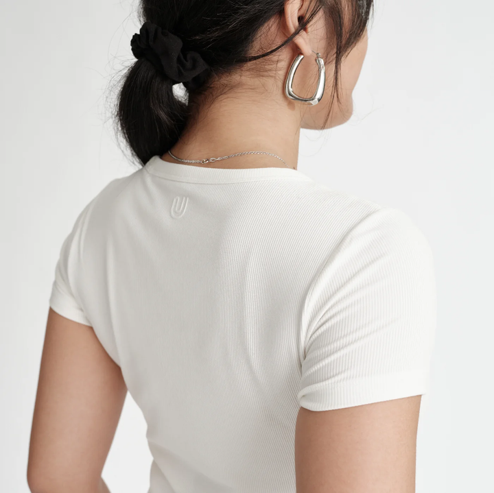 Undun Cropped Light Volume-White