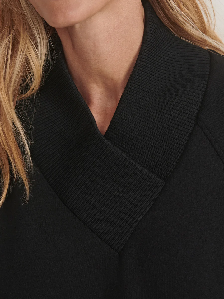Macie Zip Hem Sweat-Black