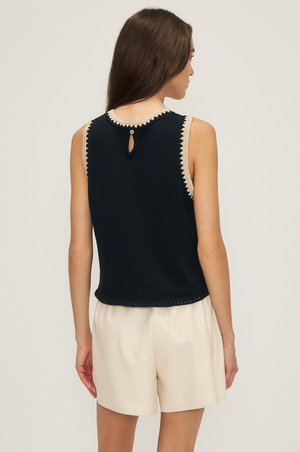 Naru Top Navy