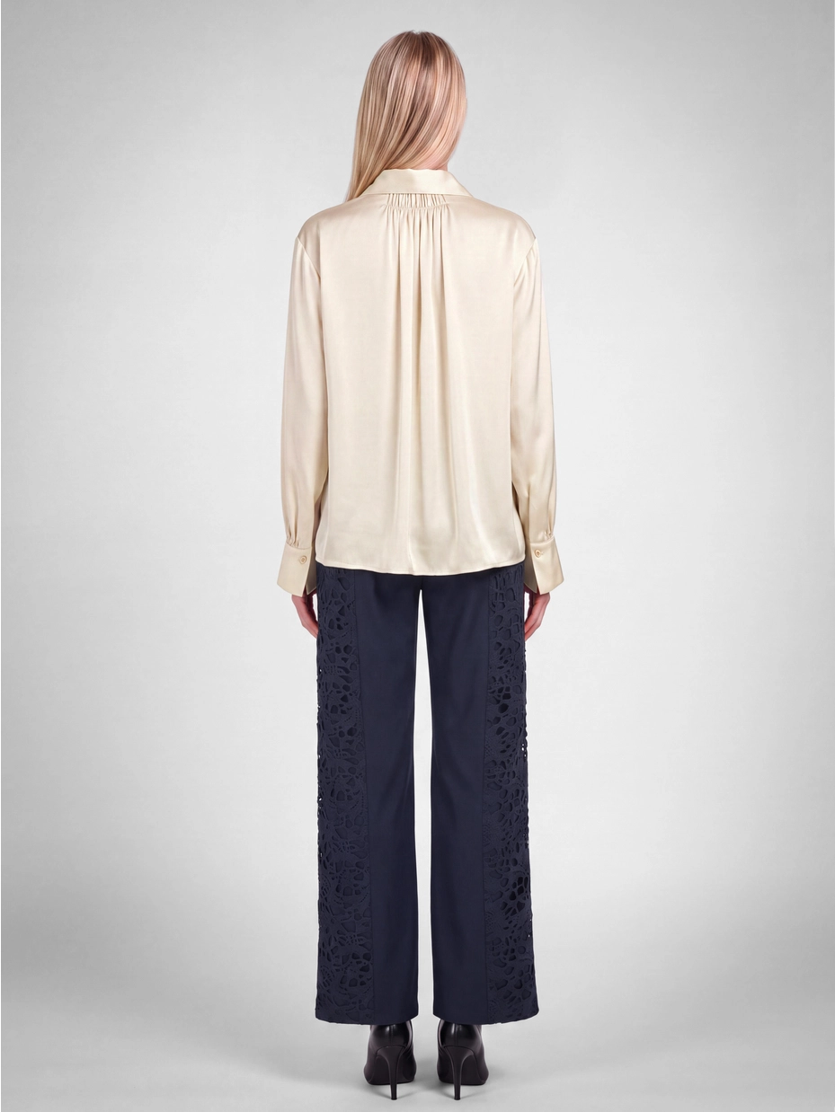 Collar Neck w/Tie Blouse-Ecru