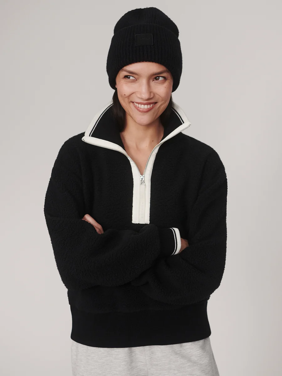 Carly Knit Beanie-Black